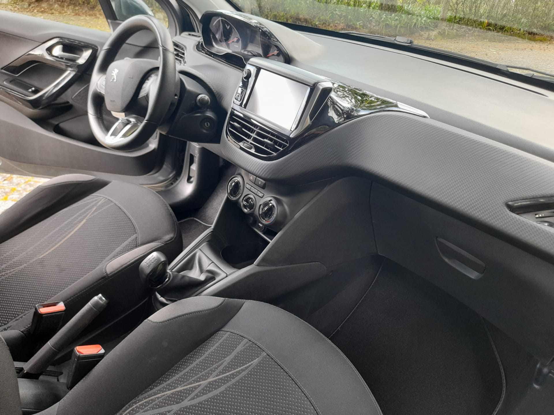 Peugeot 208 1.2 VTI
