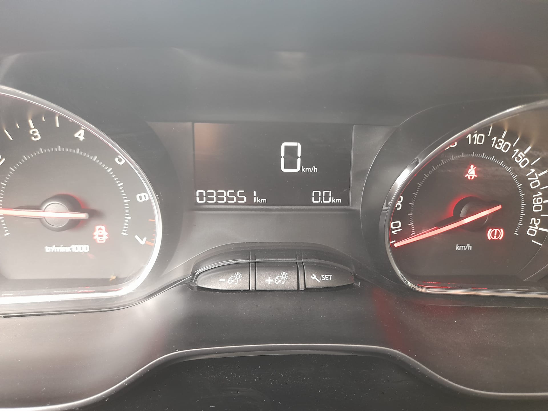 Peugeot 208 1.2 VTI