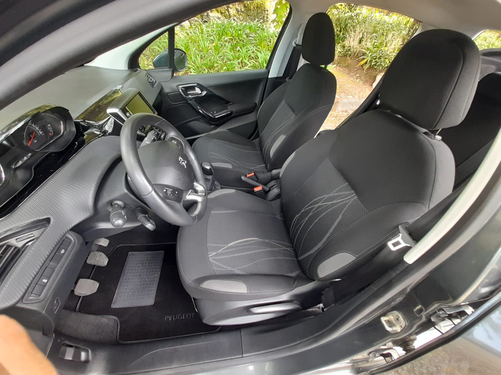 Peugeot 208 1.2 VTI