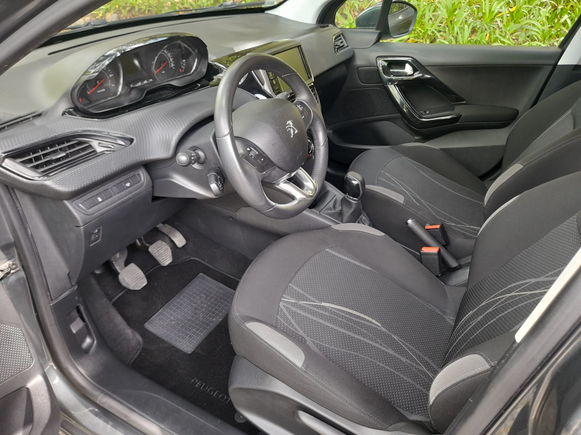 Peugeot 208 1.2 VTI