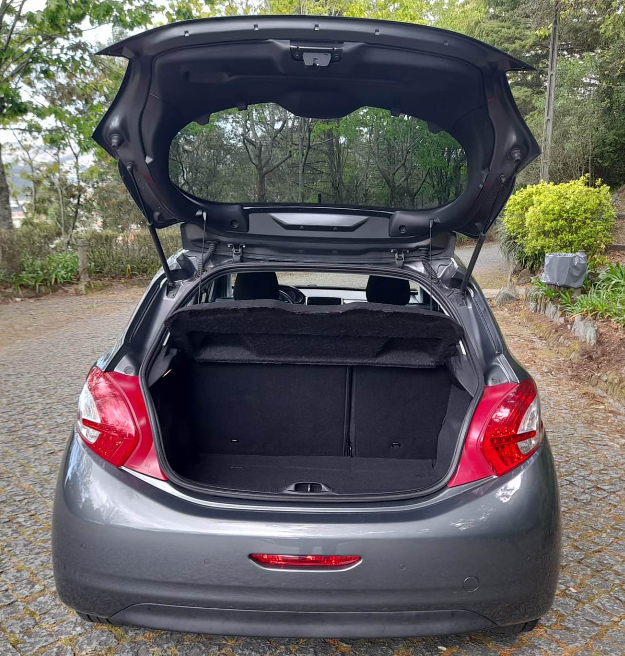 Peugeot 208 1.2 VTI